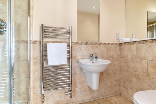 Victoria Court Suites - Aberdeen