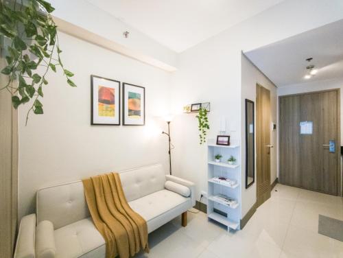 GemstoneBR in SMDC Fame Residences