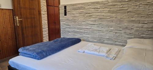 ΔΙΑΜΕΡΙΣΜΑ ΧΩΡΗΤΙΚΟΤΗΤΑΣ ΜΕΧΡΙ 4 ΑΤΟΜΩΝ ΚΕΝΤΡΙΚΑ