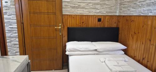 ΔΙΑΜΕΡΙΣΜΑ ΧΩΡΗΤΙΚΟΤΗΤΑΣ ΜΕΧΡΙ 4 ΑΤΟΜΩΝ ΚΕΝΤΡΙΚΑ