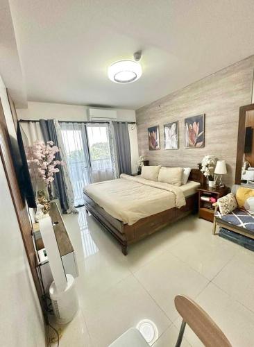 The King Bed In SMDC, SM City Diversion Rd Iloilo City