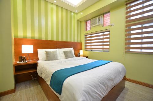 Suntrust Adriatico Gardens