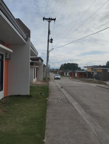 Whole Furnished House with Parking and Sea View