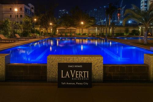 LaSuitez 1421 Comfort & Rest