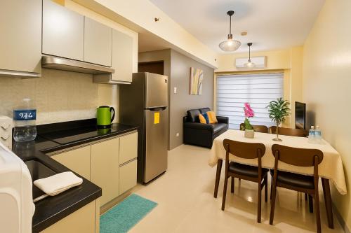 The Beacon Skyview 2BR La Suitez4307