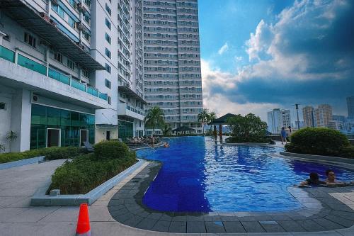 The Beacon Skyview 2BR La Suitez4307