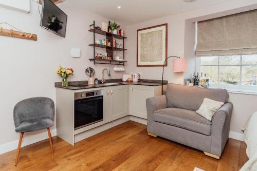 Hall View Guest Suite