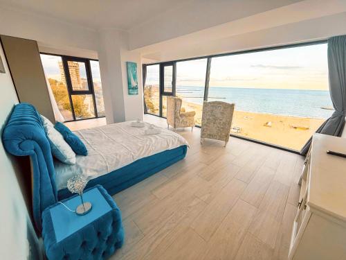 Maritimo Luxury ApartHotel