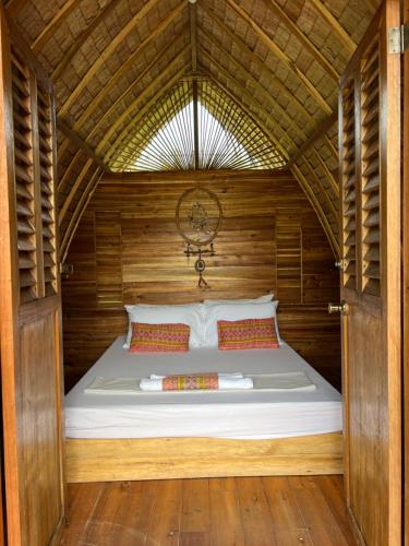 Palayan Paradise Huts