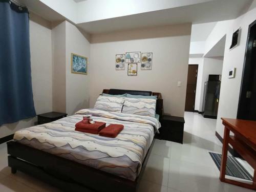 Condo Unit walking distance to Manila Airport (NAIA Terminal 3)