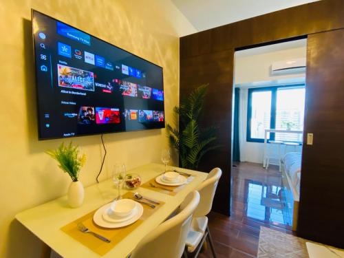 Tropical Chic Escape With City lights View- Modern Scandi