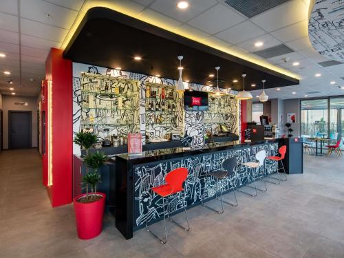 ibis Istanbul West