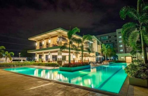 Baldon Suites-- Cozy 2-bedroom in 8 Spatial Davao Ma-a Road