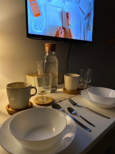 Affordable serviced apartment in a great location with fast wifi