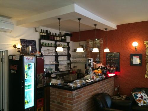 B&B Fotic