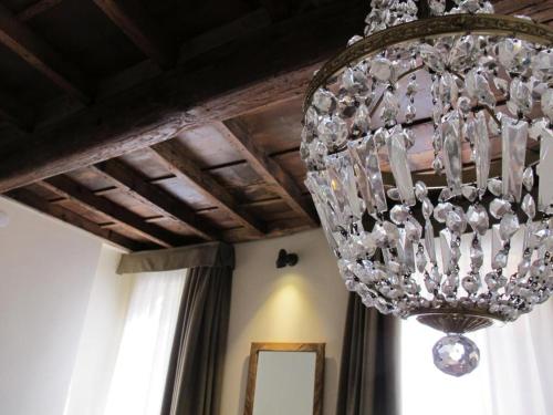 Studio 27 Fashion Rooms