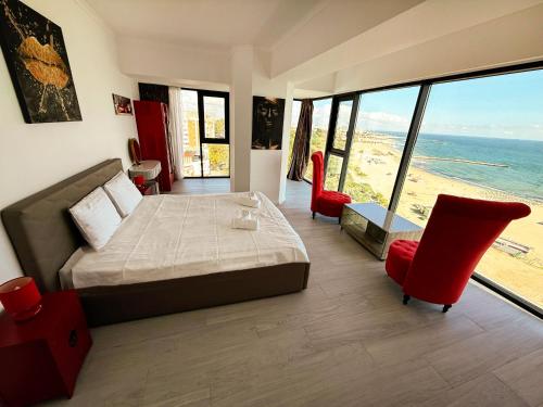 Maritimo Luxury ApartHotel