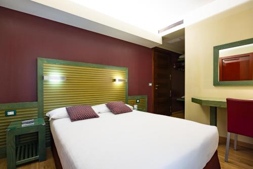 La Villa, Sure Hotel Collection by Best Western