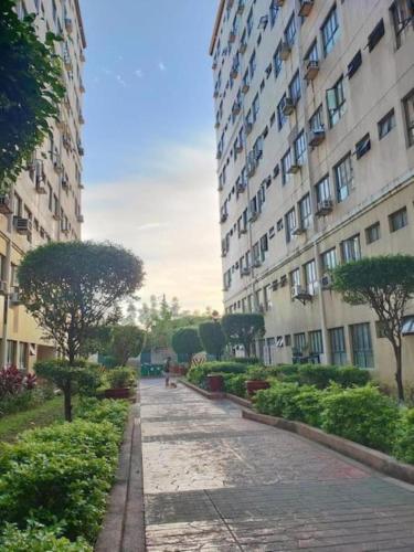 Fully-furnished 2BR Condo in Pasig, Cainta