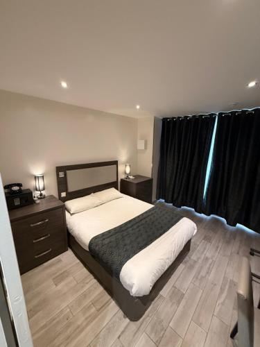 Hotel Mary's Republique