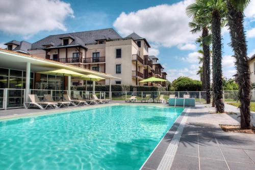 Zenitude Hotel Residences Lourdes L Acacia