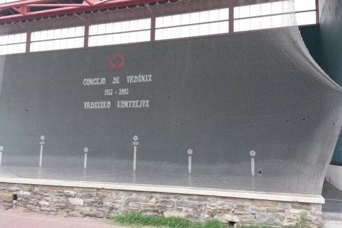 Alojamientos Aca Y Alla