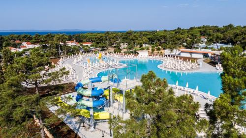 Zaton Holiday Resort Camping Homes