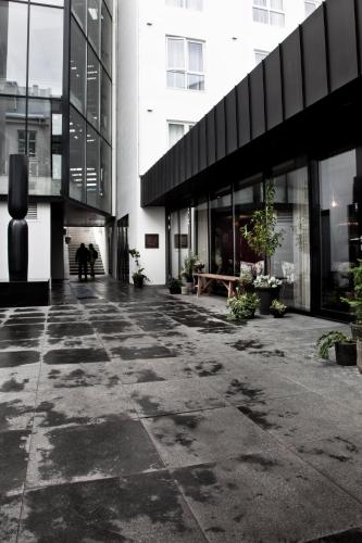 Sand Hotel door Keahotels