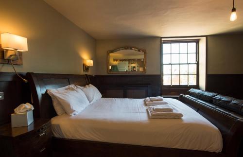 Alma Inn & Dining Rooms