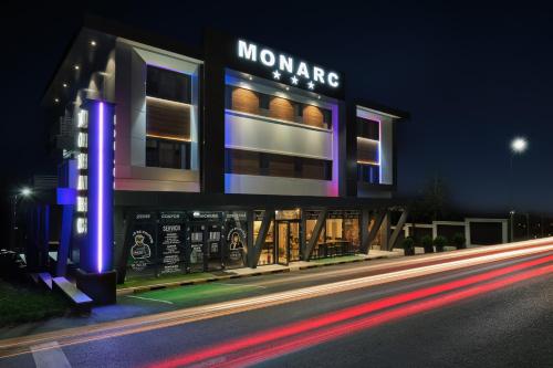 MONARC Boutique ApartHotel - SELF CHECK-IN