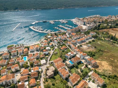 Sun Village Apartments