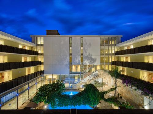 Sitia Beach City Resort & Spa