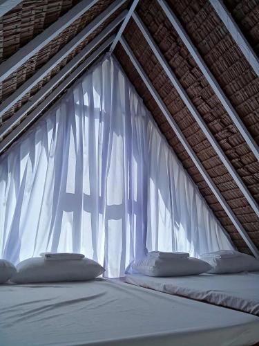 Manawari Beach Resort