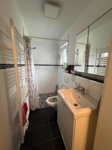 Airport Apartment Rooms