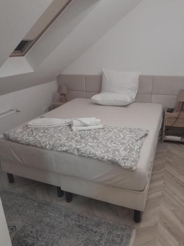 Éjjeli Bagoly Étterem és Panzió