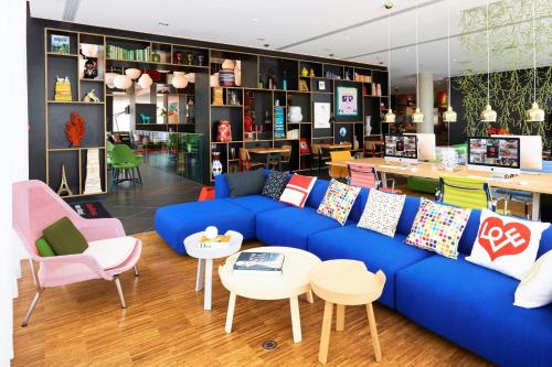 citizenM Paris La Defense