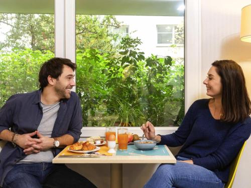 Adagio Access Defense Leonard de Vinci Aparthotel