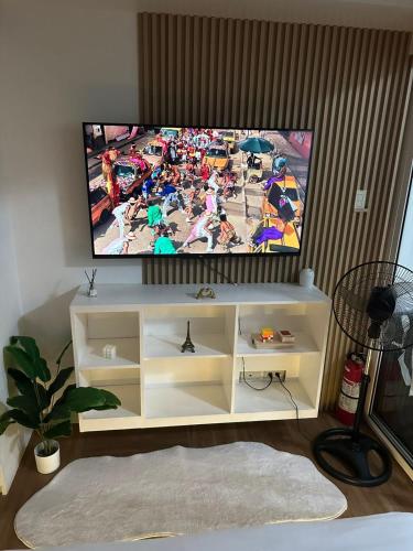 Zelle Luxxe Staycation Azure Resort