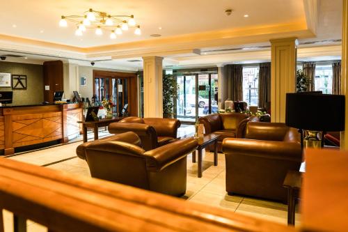 Malone Lodge Hotel & Apartments