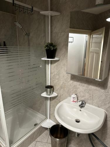 KLEINES GLÜCK by Interior Apartments