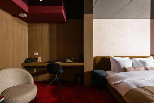 Hostellerie La Butte Aux Bois