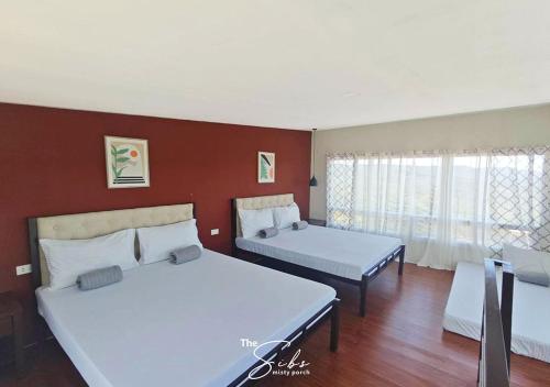 The SIBS' Misty Porch - Entire Villa