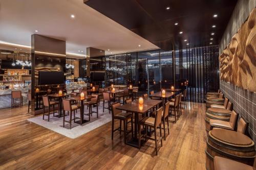 Hilton Manila Newport World Resorts