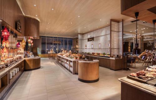 Hilton Manila Newport World Resorts