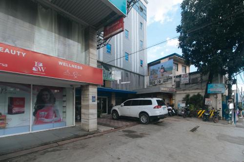 RedDoorz Plus Near UV Mandaue Cebu