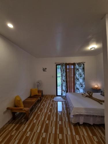 Isla Cove Guest House