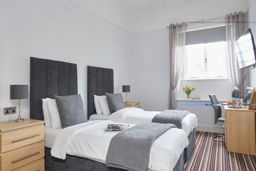 Luccombe Manor Country House