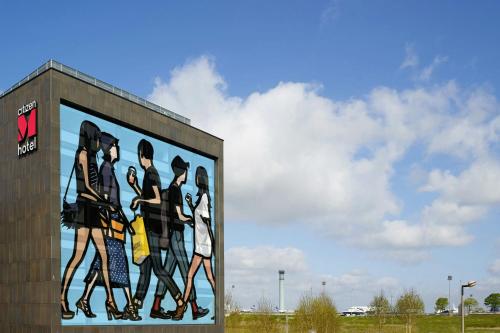 CitizenM Paris Charles de Gaulle Airport Hotel