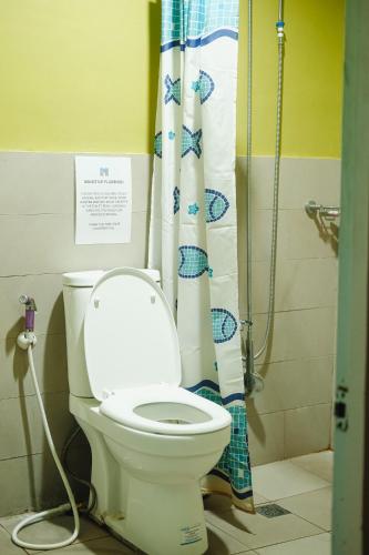 Murals Hostel And Cafe