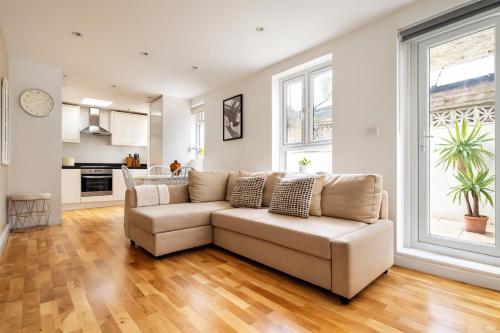 Superb 2 Bed Apartment in Battersea